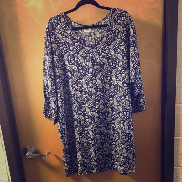 Old Navy Dresses & Skirts - 3/4 Sleeve Old Navy Shift Dress